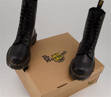 dr martens  bex boots black ankle boots