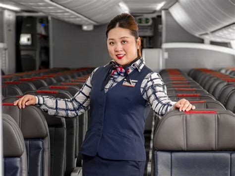 flight attendant flying   worlds oldest flight attendant spokoynaya zhizn