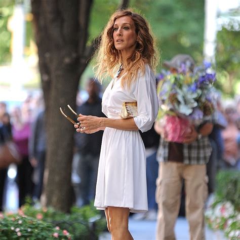 carrie bradshaw s best outfits on sex and the city popsugar fashion australia