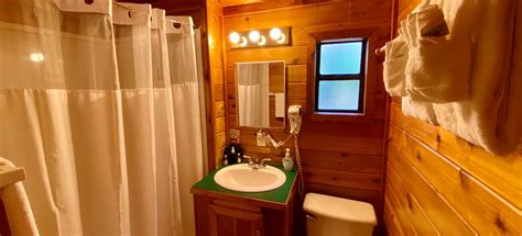 Deluxe Cabin Full Bath With Shower Patio Pictures Myrtle Beach Koa