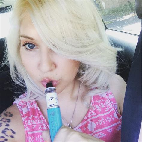 tw pornstars vaping videos and pics page 4