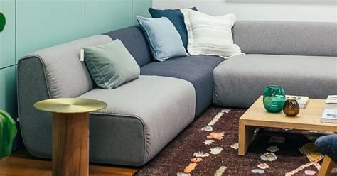 reasons     corner sofa   living room trendy couches