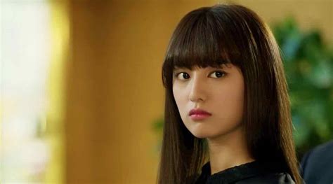 kim ji won  queen  grey  questionable characters  vicious