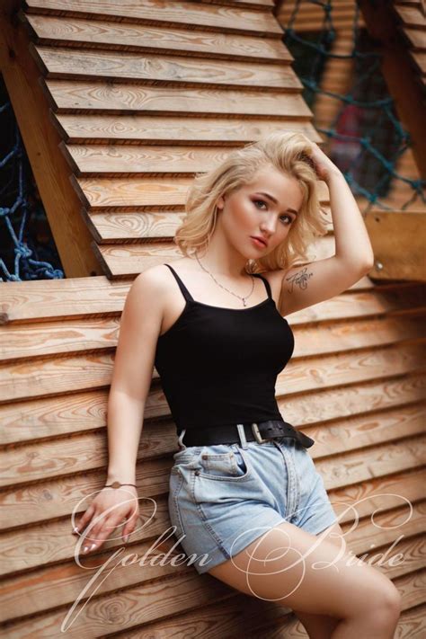 23 Y O Ekaterina From Kharkiv Ukraine Green Eyes Blond Hair Id