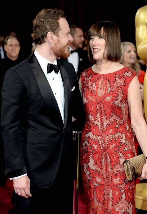 michael fassbender and his mom at the 2014 oscars