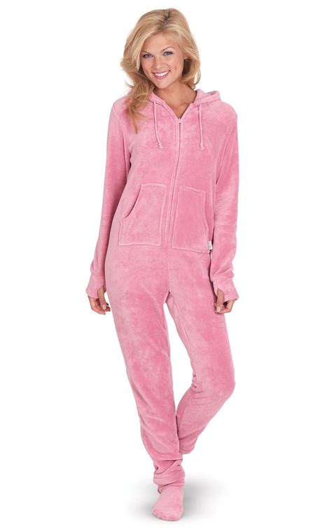 Pin On Pink Pajamas