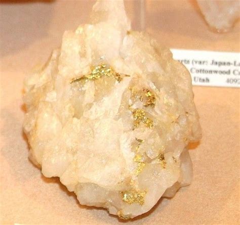 gold ores quartz telluride gold ore  gold specimens gold specimens gold mining