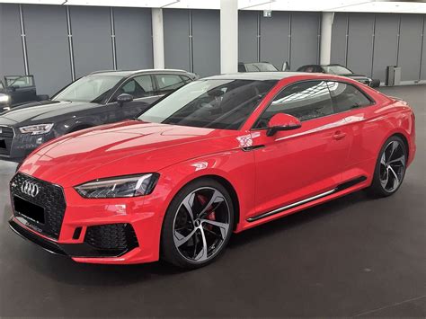 misano red pearl audi rs  painted  stand    crowd carscoops