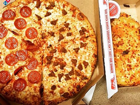dominos  americas top fast food chain business insider