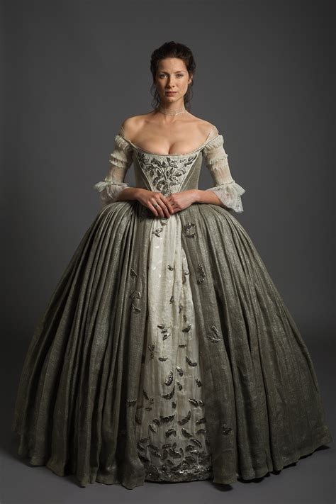 post premiere official photos from outlander episode 107 the wedding outlander tv news