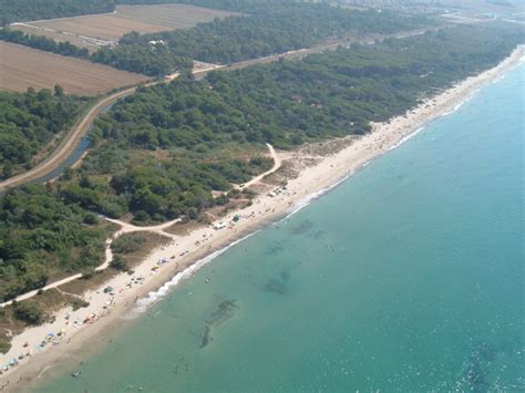 spiaggia del parco della sterpaia toscana spiagge italiane su trovaspiagge it