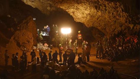 prayers  thai children  coach trapped  flooded cave sabc news