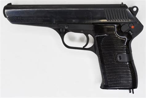 brno model  semi automatic mm pistol guns military artifacts handguns pistols semi