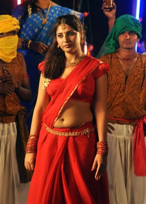 Telugu Cinema Wallpapers Actress Reshmi Hot Stills