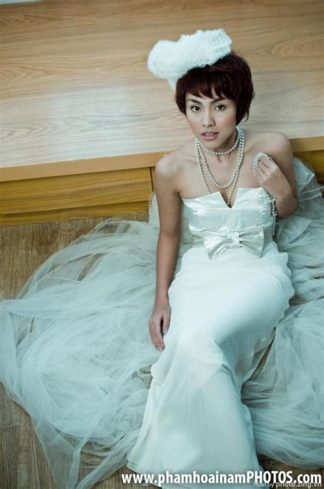 tang thanh ha in wedding dress ~ k star news