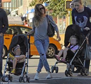 Sarah Jessica Parker Takes Her Twins For A Stroll In New