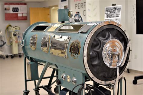iron lung  microprocessor ventilators advances  respiratory