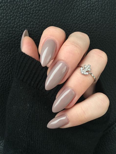 pin by stephanie gazarian on nails in 2021 nails classy almond nails