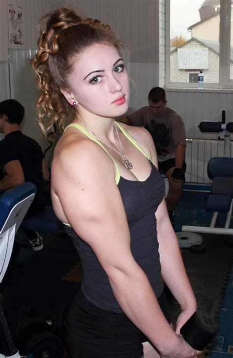 Meet Julia Vins The 18 Year Old Russian ‘muscle Barbie’