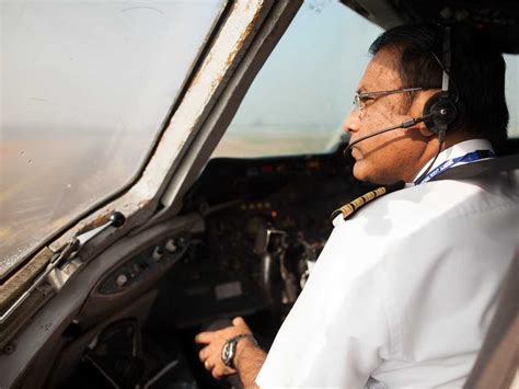 pilots  handle  emergency business insider