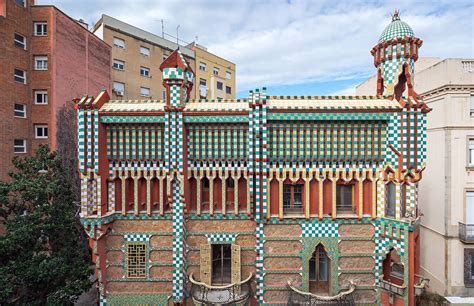 antoni gaudis  house  barcelona  open   museum