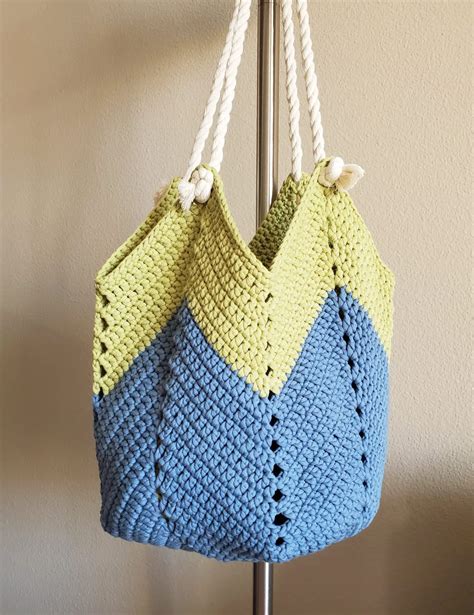 crochet chevron shoulder bag handmadebyraine