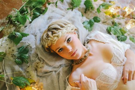Vintage Boudoir Session Inspired By Leaves And Light
