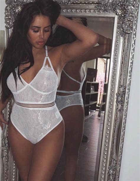 Marnie Simpson Twitter Fans Stunned By Bizarre Vagina Confession