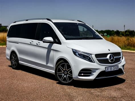 mercedes benz     review  ultimate luxury people carrier