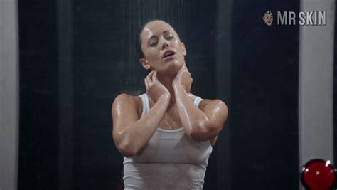 Sexy S Of Celebrities In Wet T Shirts
