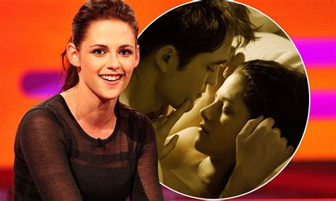 kristen stewart on how her twilight sex scenes with robert pattinson