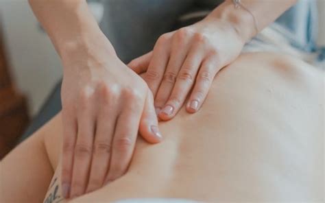 a complete guide to massages 14 of the most popular massage styles