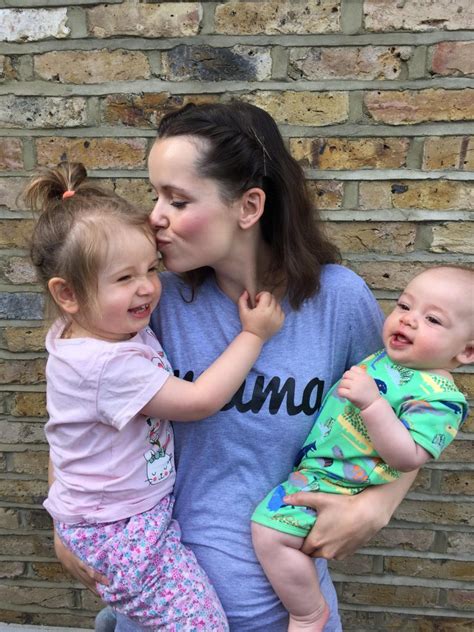 breastfeeding tips by maria betsworth of little peach london — your zen mama