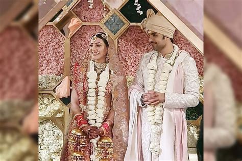 kajal aggarwal gautam kitchlu s first wedding picture leaked