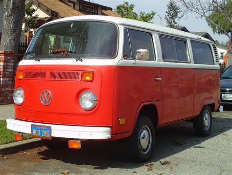 vw buses  red white vw bus