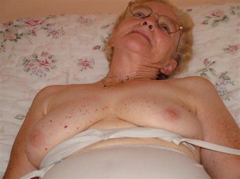 Arrow Best Granny And Mature Pics Page 36 Xnxx Adult Forum