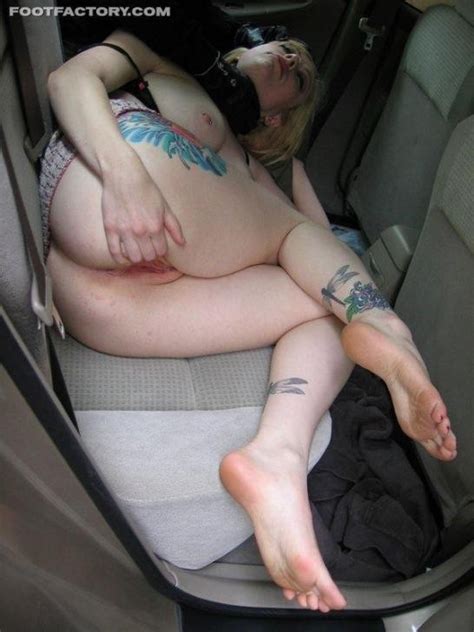 chubby girl feet fetish porn pic