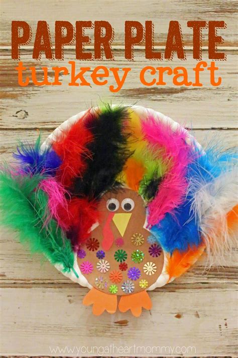 paper plate feathered turkey craft   diy projects pinterest