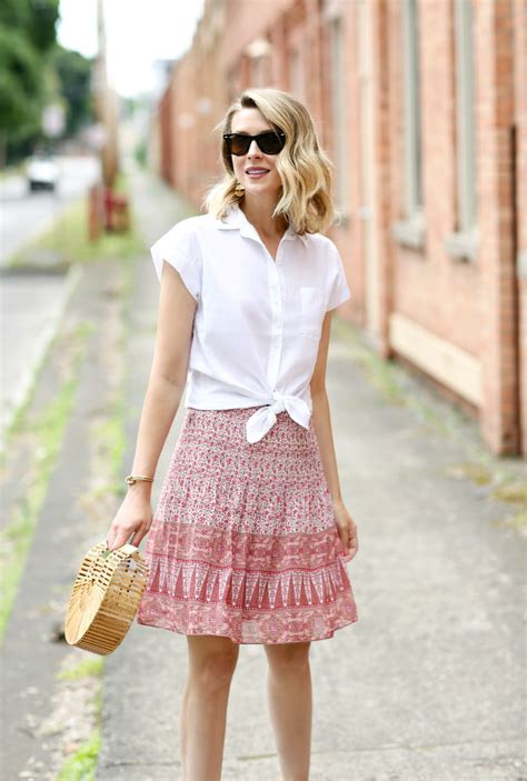 ways  wear white shirt penny pincher fashion fashion printed