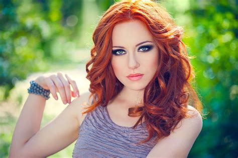 beauty red hair makeup look golden red hair red hair blue eyes shades