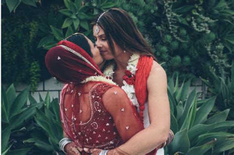 Vibrant Pictures Capture Americas First Indian Lesbian Wedding – Metro