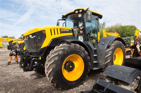 pics  prices big jcb auction awash  tractors shovels  handlers agrilandie