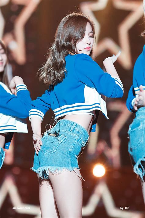 Who Have The Best Butt In Twice Random Onehallyu