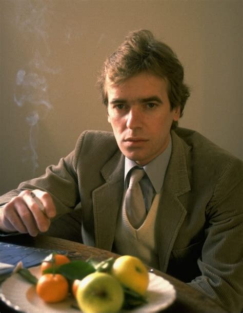 inside story by martin amis review high ambition but not
