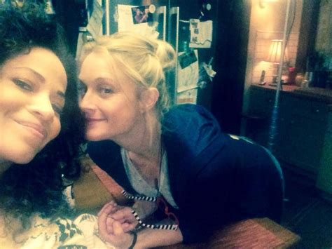 Stef And Lena The Fosters Tv Show Teri Polo The Fosters