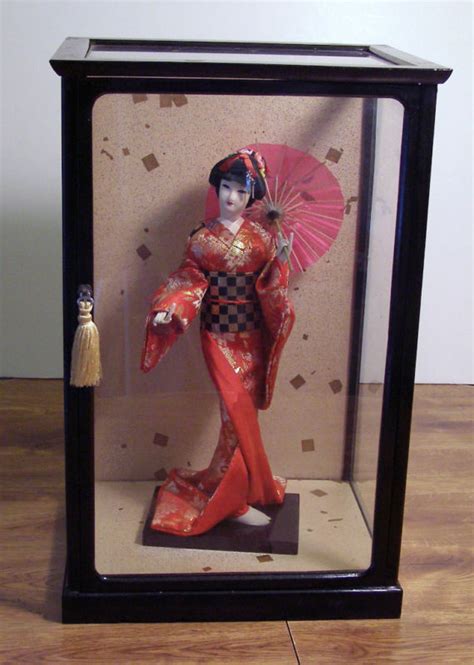 Vintage Big Japanese Geisha Doll W Kimono In Glass Case Japanese