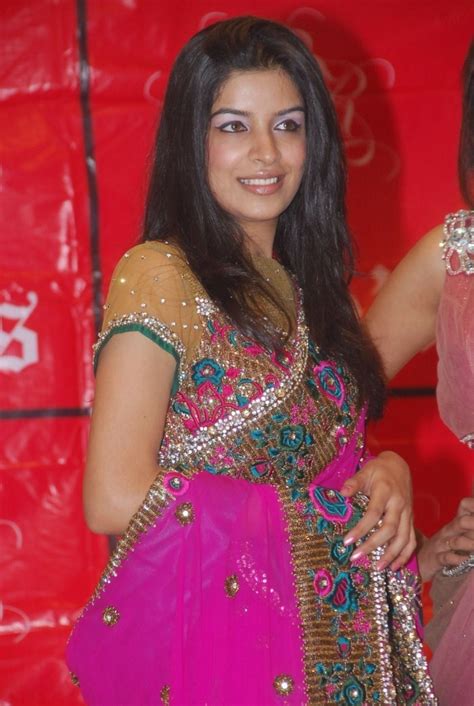 hyderabad model annie stills tamil actress tamil actress