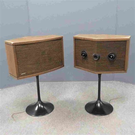 pair vintage bose pedestal base speakers aug   william  jenack auctioneers  ny