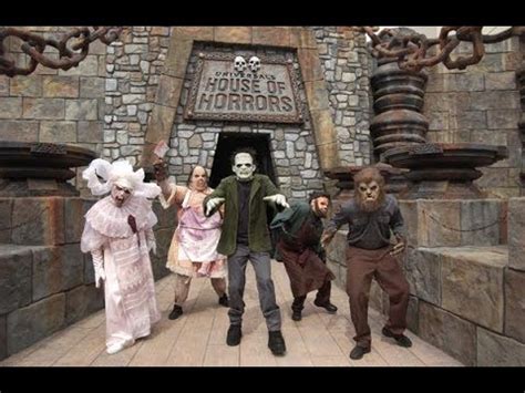 universals house  horrors universal studios hollywood trip  youtube