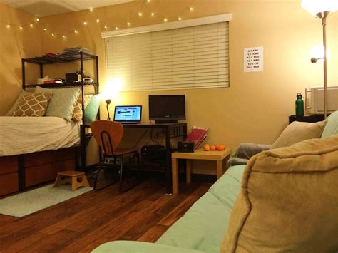 post cute college apartment bedroom ideas visit bobayule trending decors college apartment